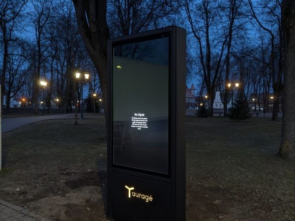 TaurageAtNight